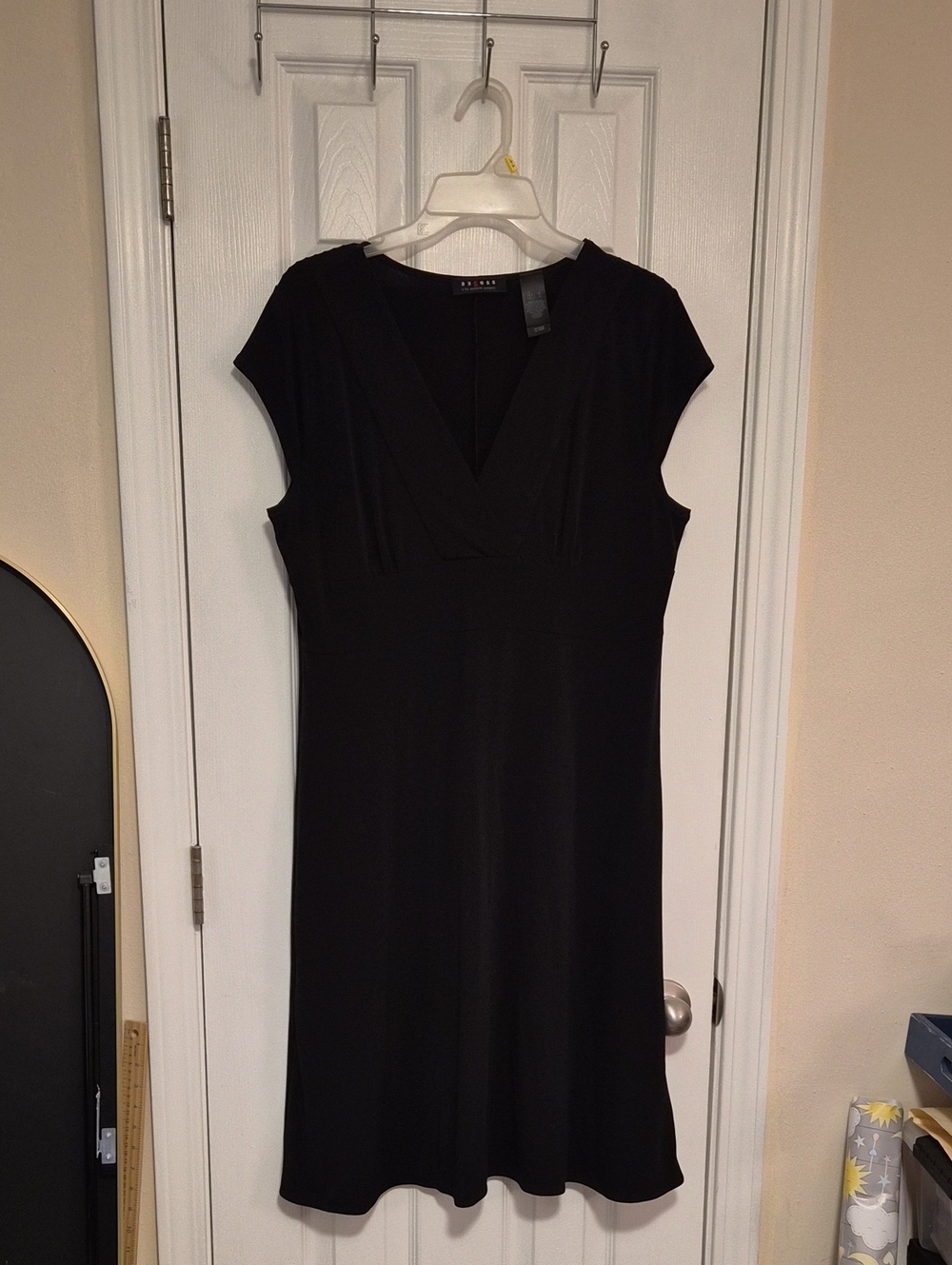 Axcess Black V-Neck Cap Sleeve Midi Dress